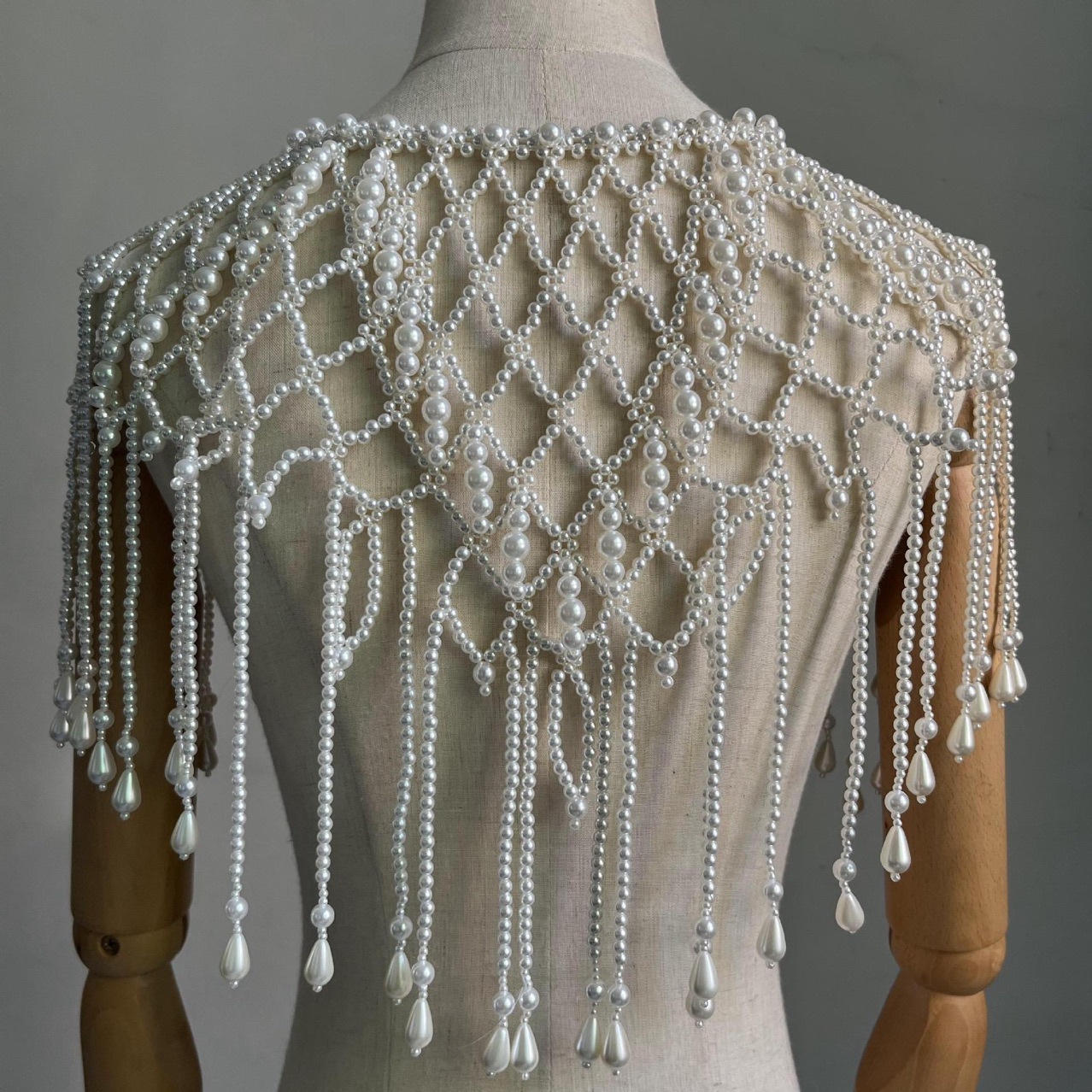 Handmade Pearl Layered Body Ch - Pearl Trim Chain 评论和价格